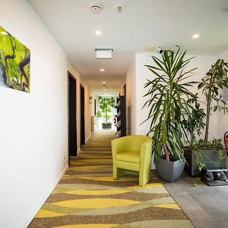Bed & Breakfast Outlet Hotel Dettingen an der Erms Luaran gambar
