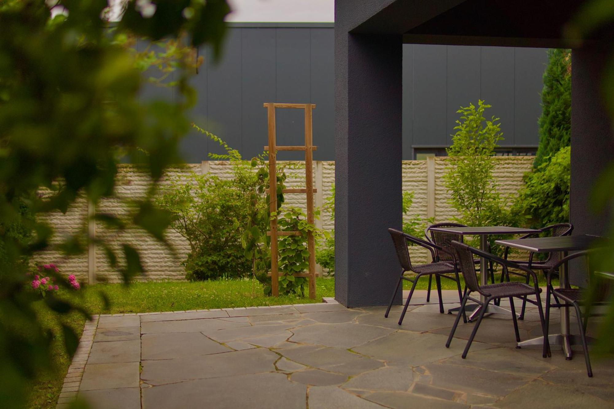 Bed & Breakfast Outlet Hotel Dettingen an der Erms Luaran gambar