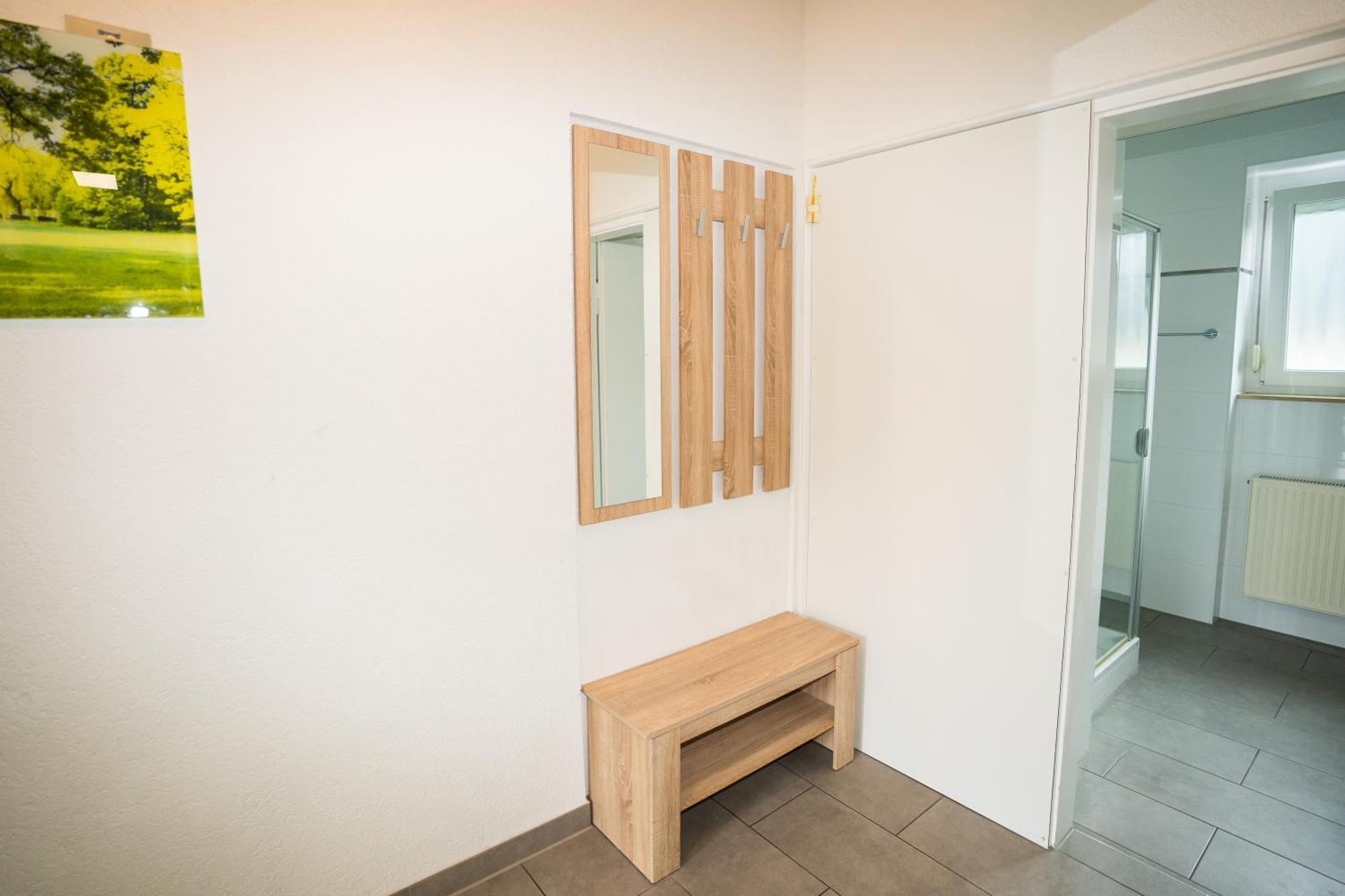 Bed & Breakfast Outlet Hotel Dettingen an der Erms Luaran gambar