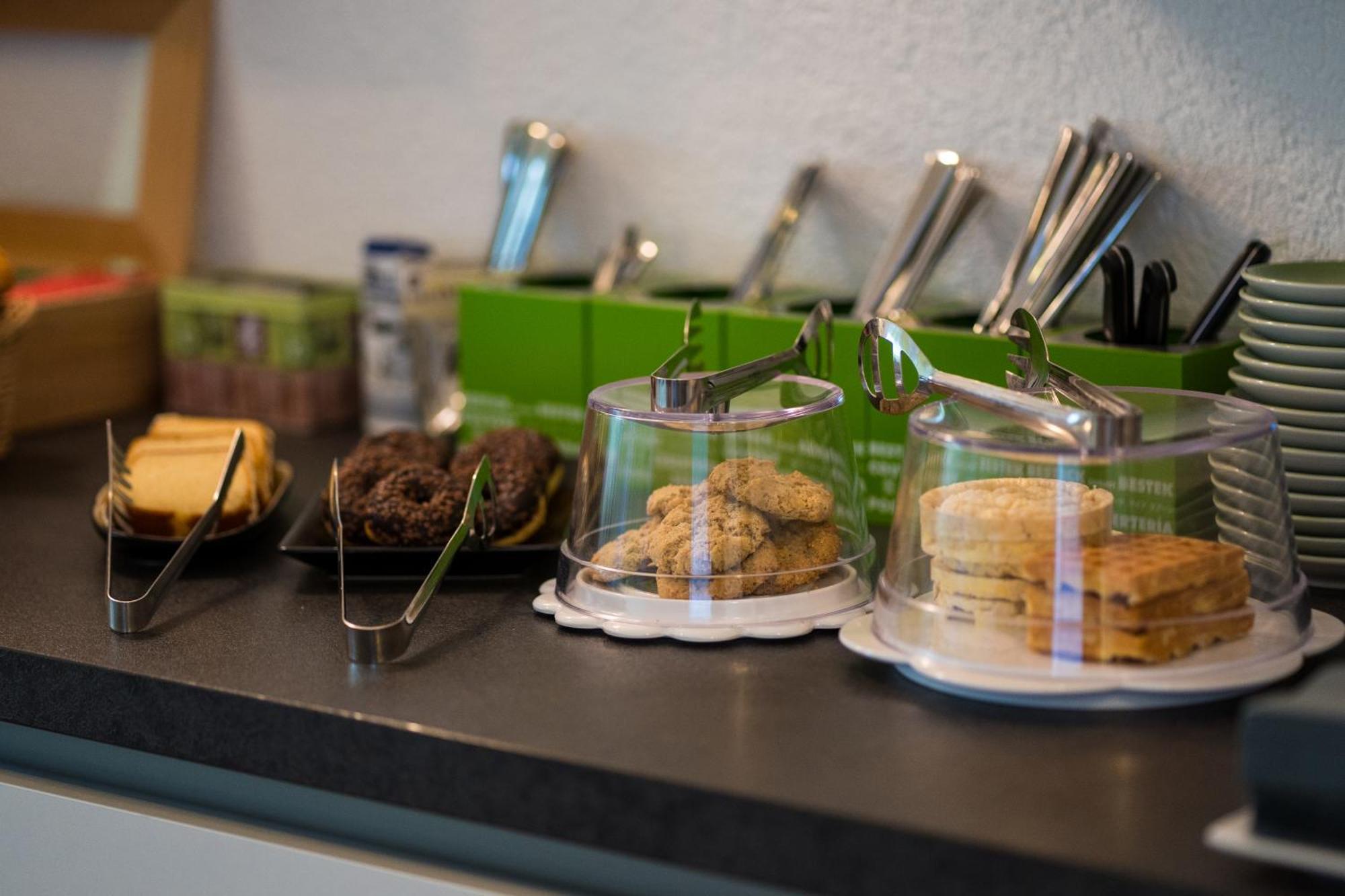 Bed & Breakfast Outlet Hotel Dettingen an der Erms Luaran gambar